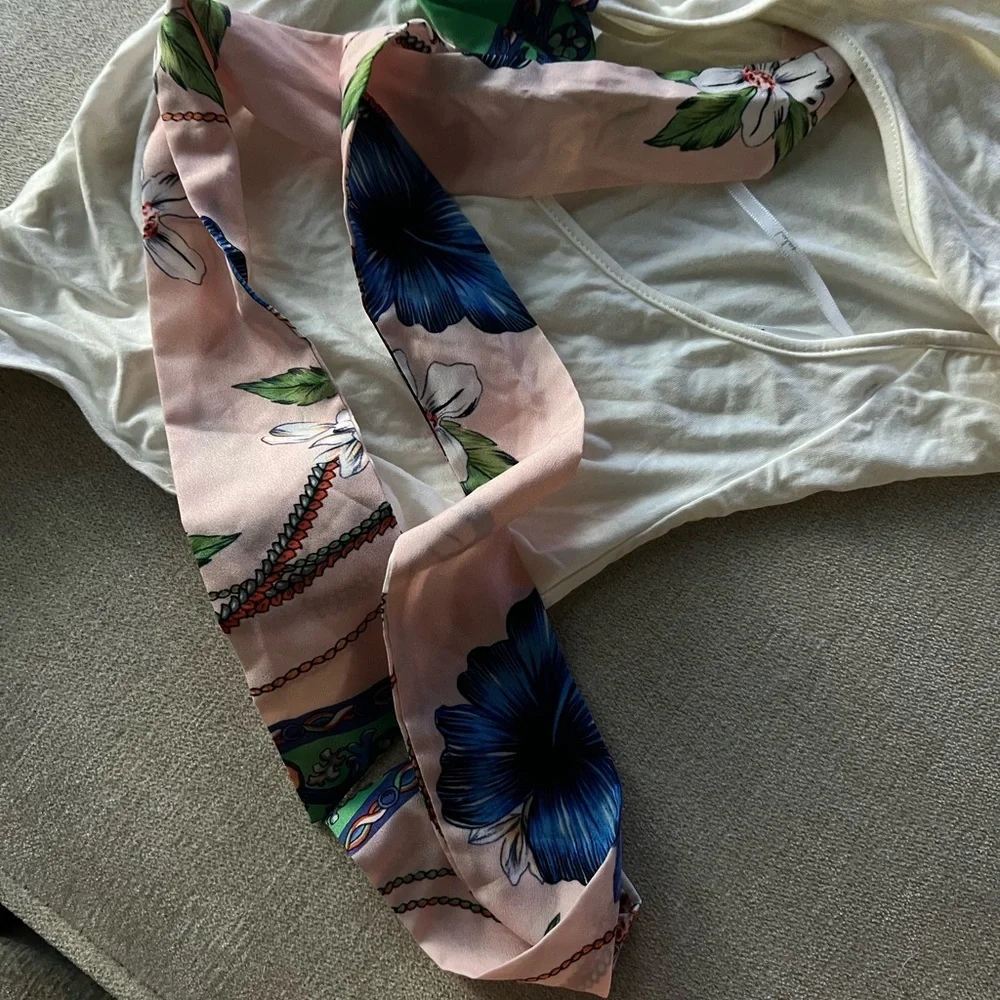 Lulus Tropical Halter Top Size Large - Picture 2 of 6